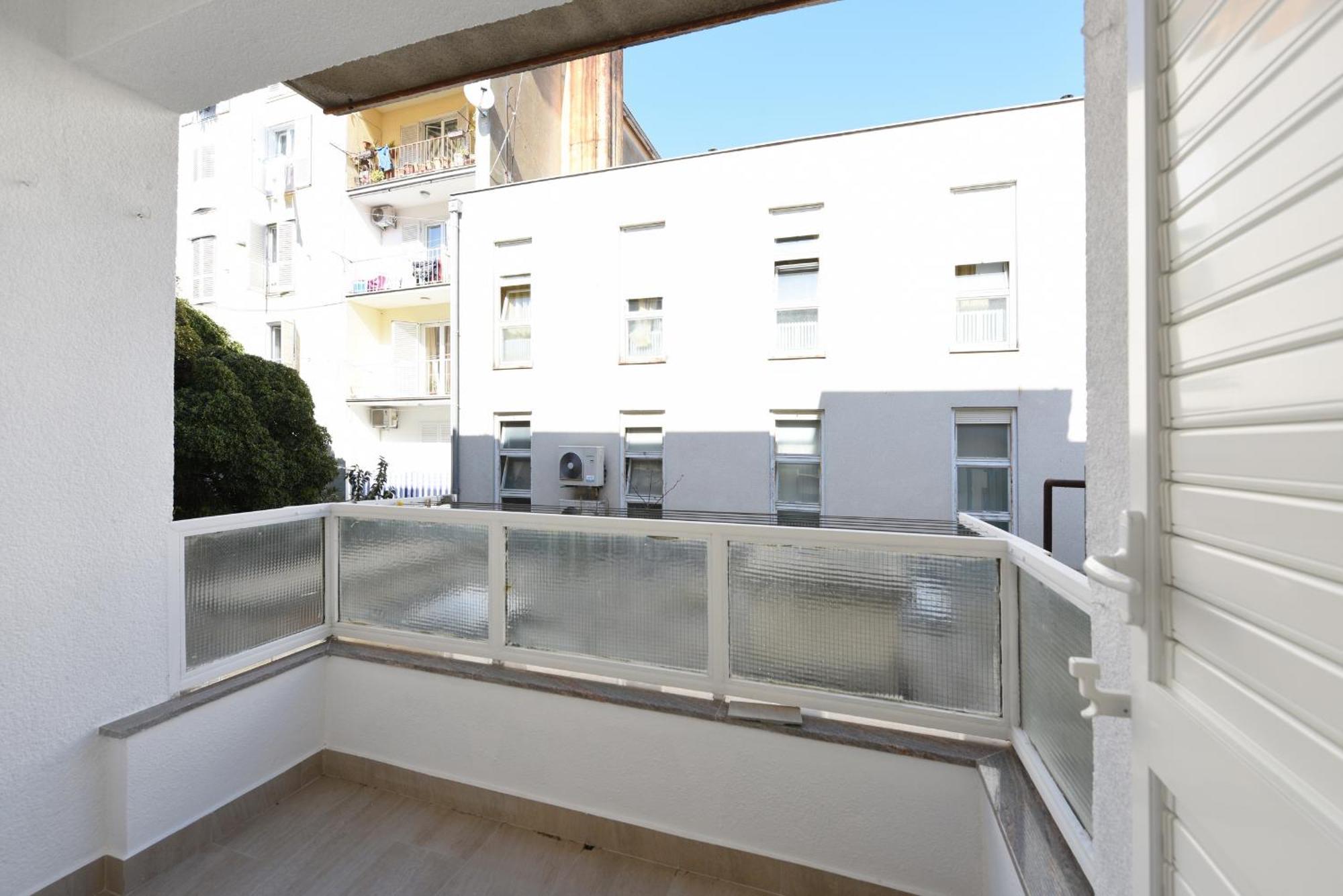 July Apartment زادار المظهر الخارجي الصورة